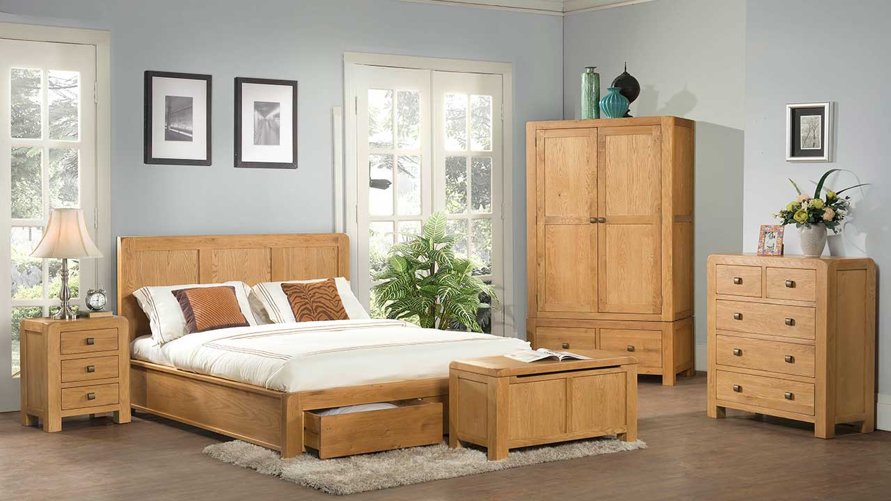 Wiltshire Oak Bedroom Furniture