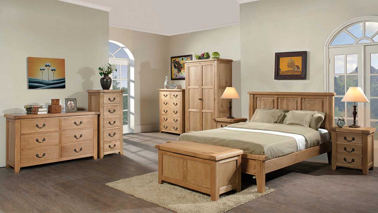 Canterbury Oak Bedroom Furniture