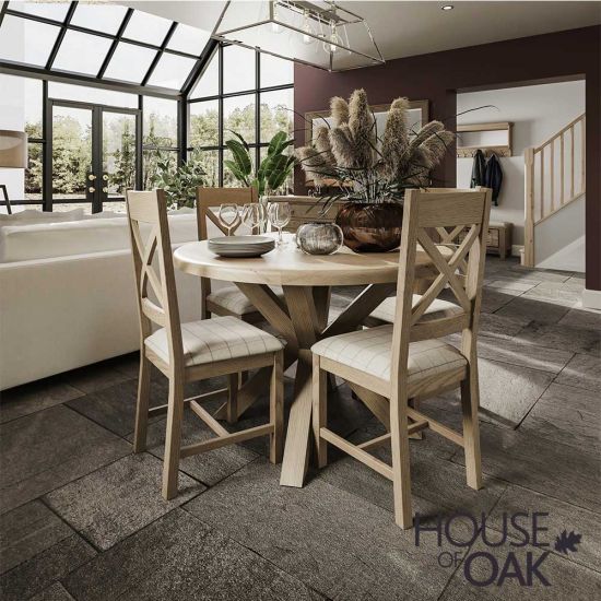 Chatsworth Oak 120cm Round Dining Table