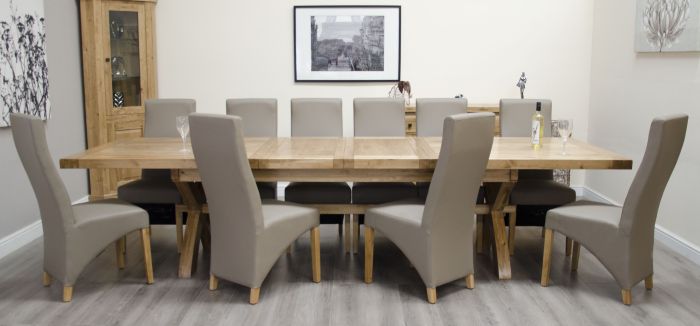 Long oak outlet table