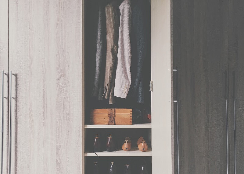 Organising Your Wardrobe: The Ultimate Guide