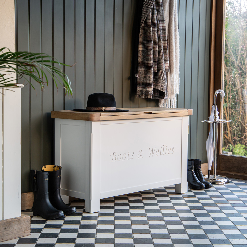 Kingham Oak Boots & Shoe Storage in Pure White 