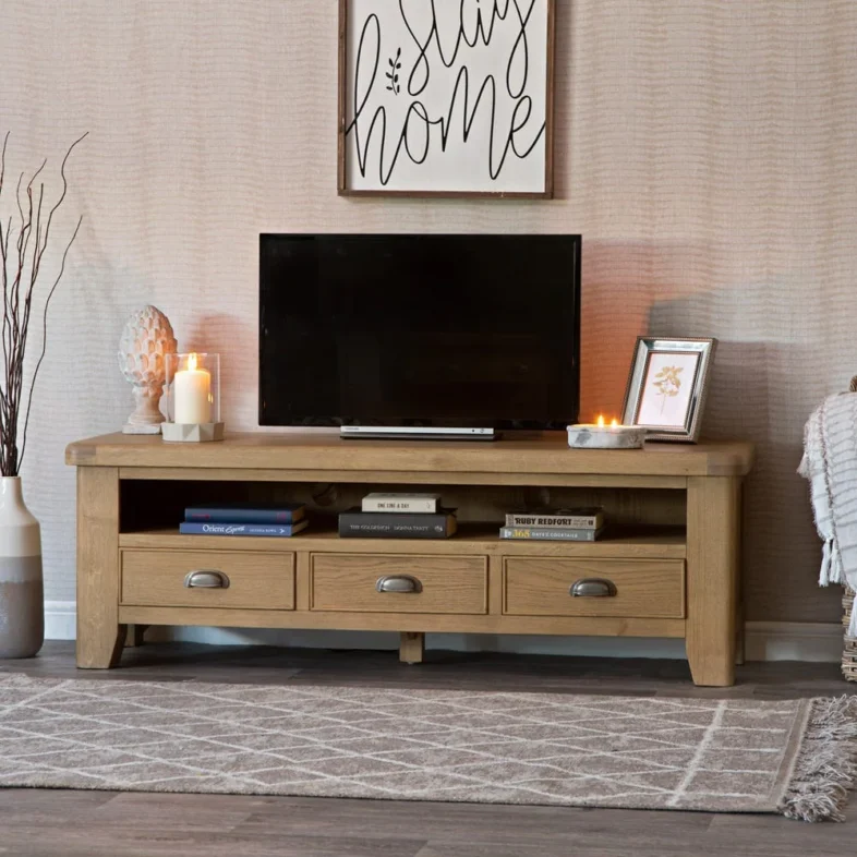 Chatsworth Oak Large TV Unit
