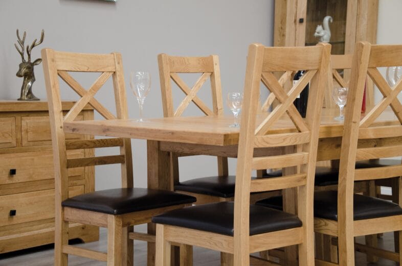 Deluxe Solid Oak 150cm Extending Table Close Angle