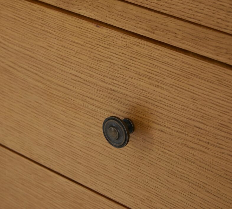 Paignton Oak 3 Over 4 Drawer Chest of Drawers - Image 11