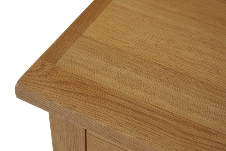 Paignton Oak 3 Over 4 Drawer Chest of Drawers - Image 15