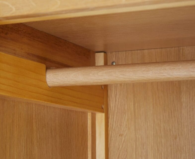 Paignton Oak Triple Wardrobe - Image 6