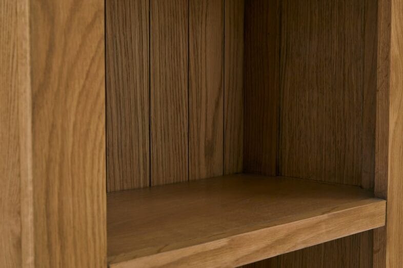 Paignton Oak Slim Bookcase - Image 4