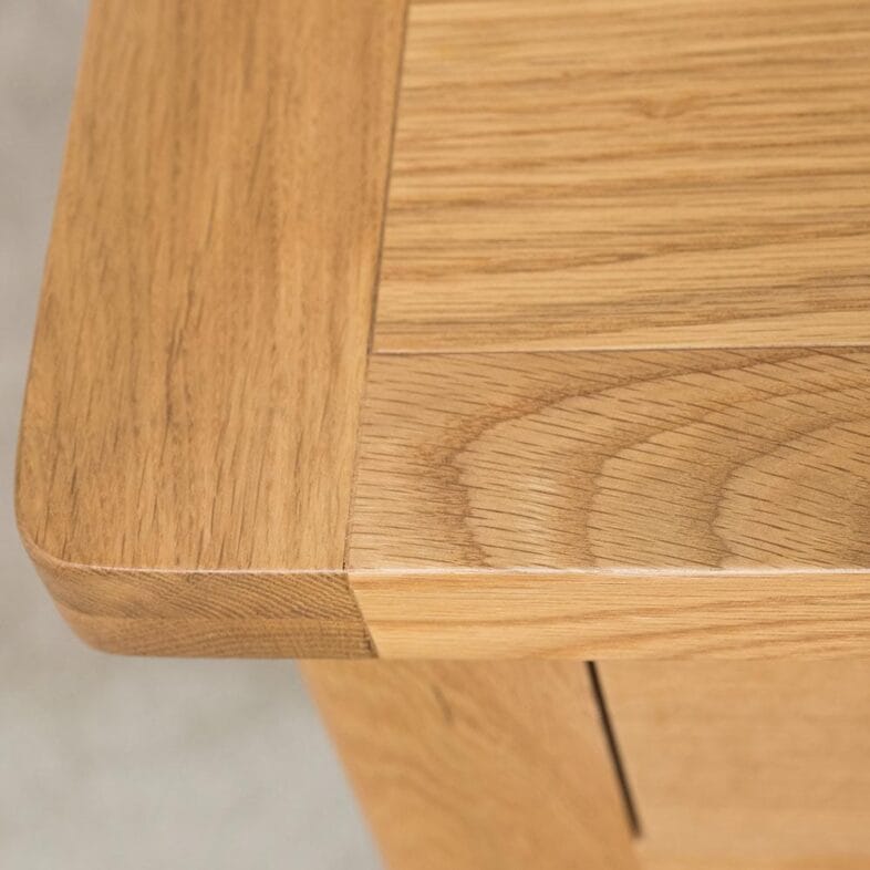 Chester Oak 3 Drawer Bedside Cabinet - Image 8