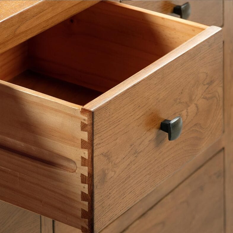 Keswick Rustic Oak 3 Drawer Bedside - Image 3