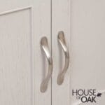 Kensington Putty Grey Painted Oak 2 Door 2 Drawer Sideboard - Image 9