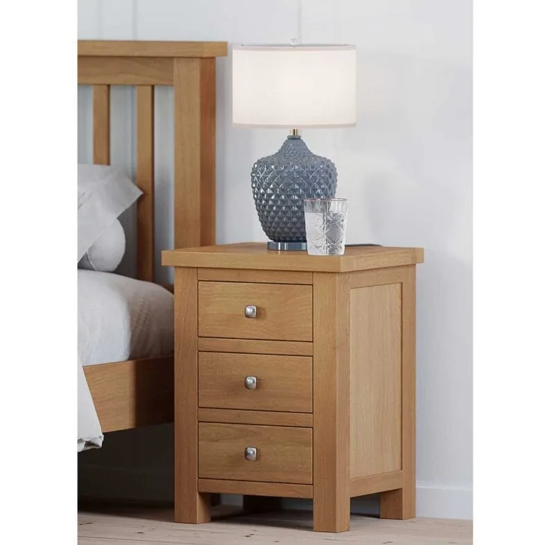 Keswick Oak 3 Drawer Bedside Cabinet