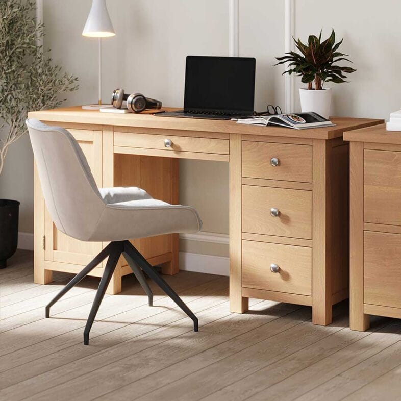 Keswick Oak Double Pedestal Office Desk - Image 6