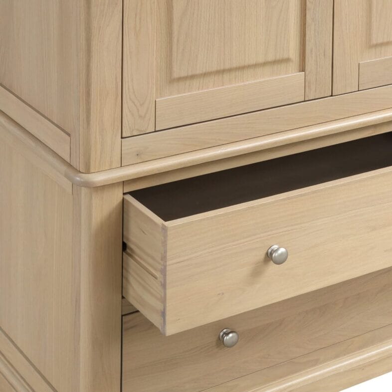 Cornwall Oak 2 Over 2 Chest of Drawers - Image 6