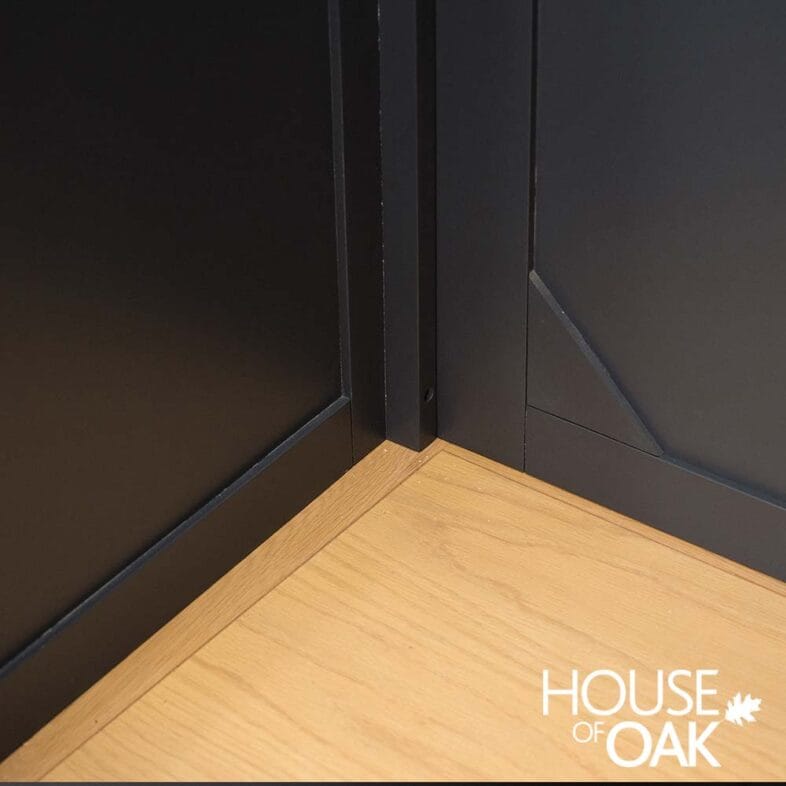 Tuscany Oak Triple Wardrobe with Drawers in Dark Blue Painted - Image 6