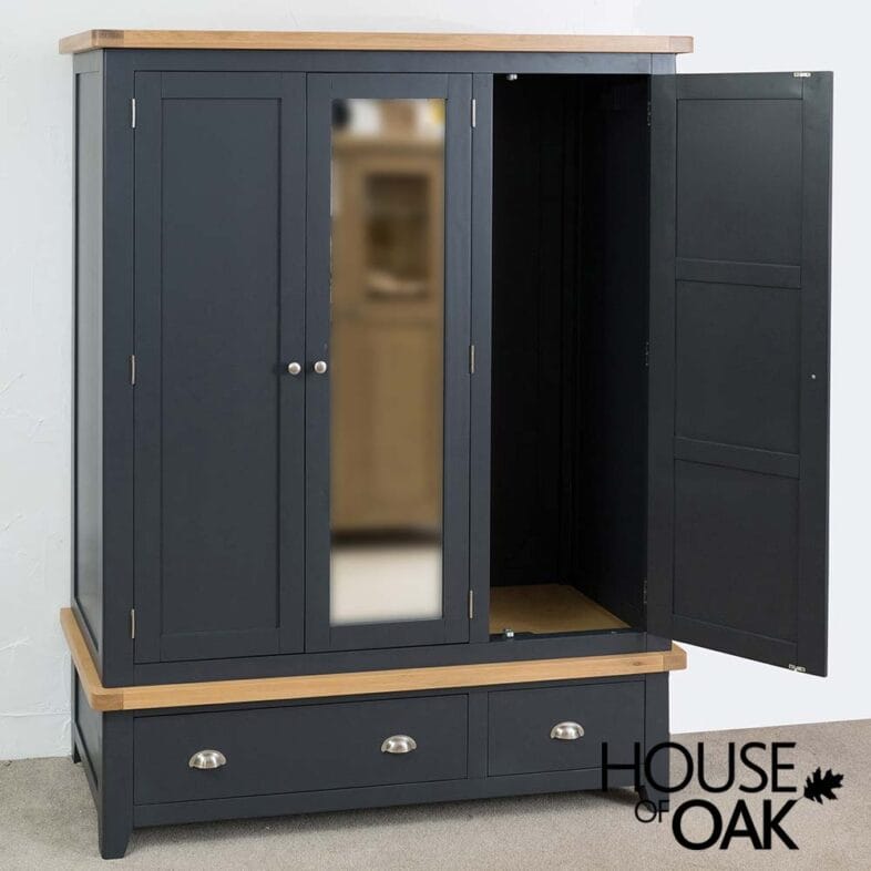 Tuscany Oak Triple Wardrobe with Drawers in Dark Blue Painted - Image 9