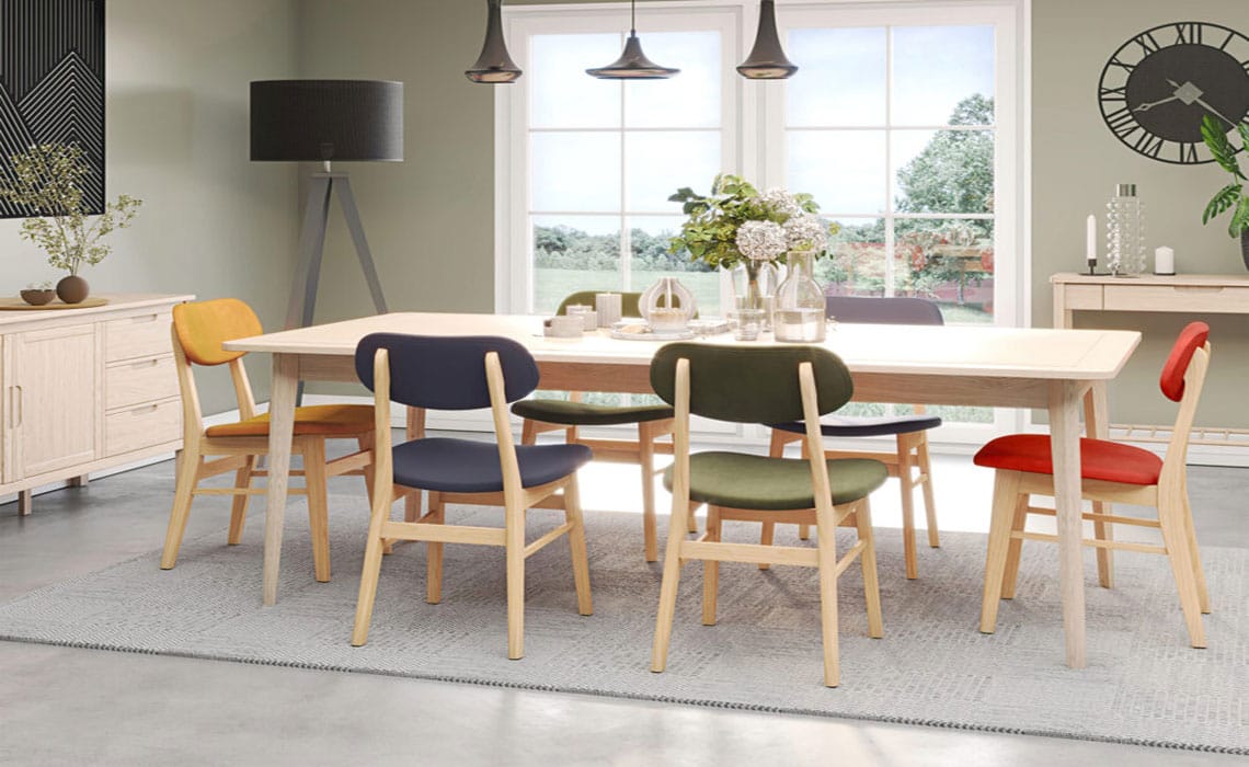 OAK DINING ROOM FURNITURE