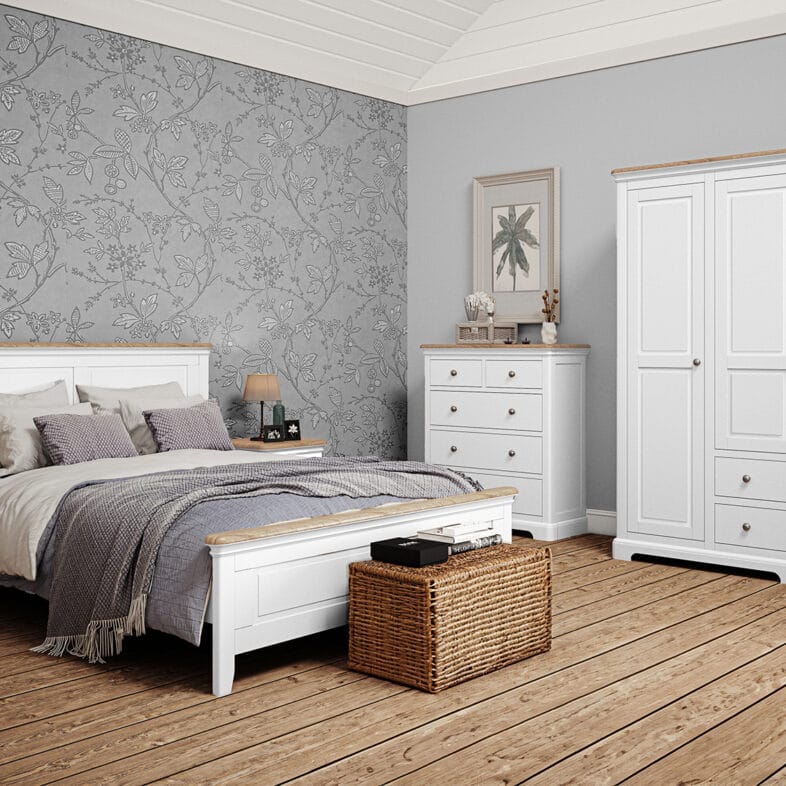Cornwall Oak Bedroom Furniture – Available in Two Painted Finishes