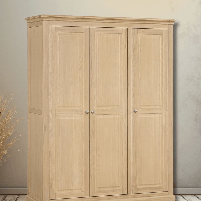 Cornwall Oak Triple Wardrobe